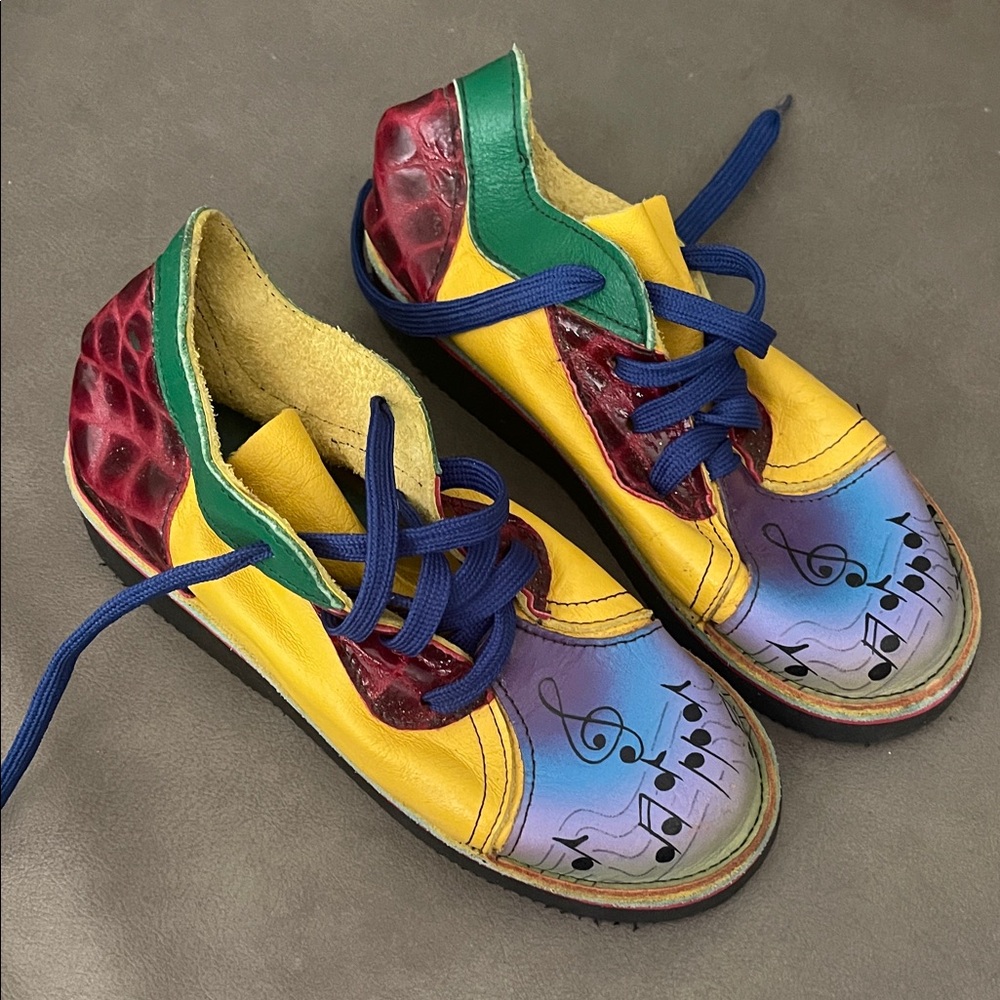 Colorful Leather Musical Note Sneakers M5/W7